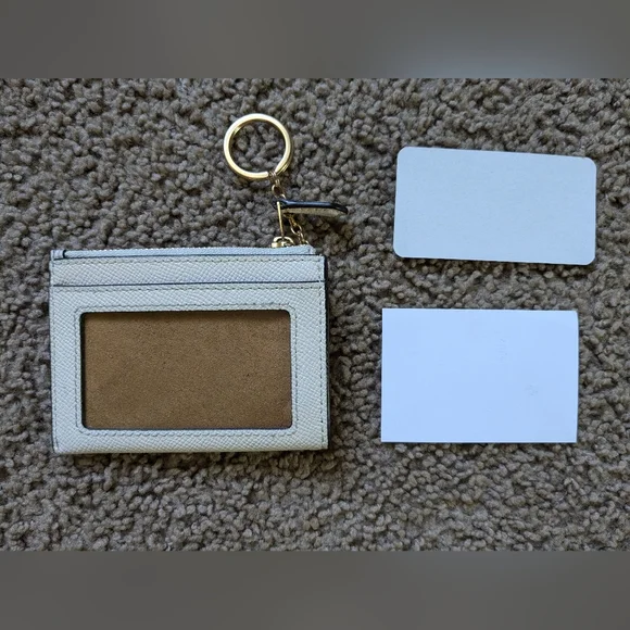 Coach Wallet in Cream Color with Gold Details - Picture 8 of 11